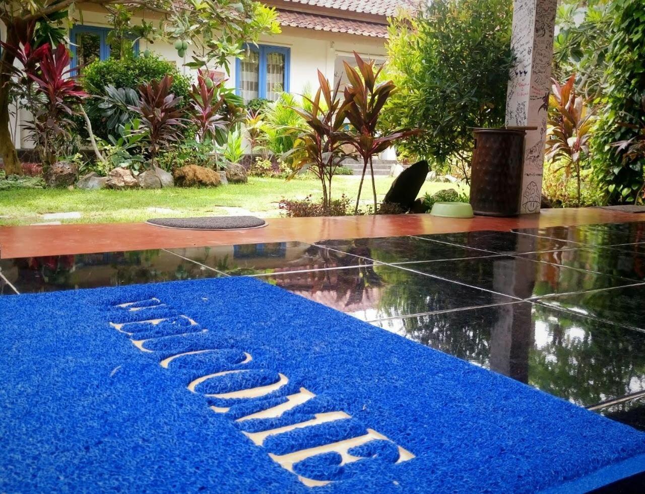Same Same Bungalows Kuta  Buitenkant foto