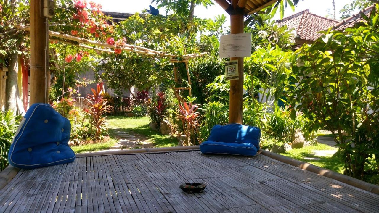 Same Same Bungalows Kuta  Buitenkant foto